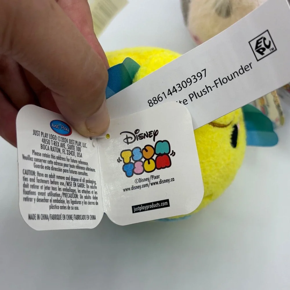 Disney tsum petite